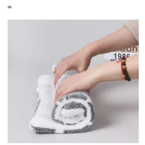 Flannel Pet Sleeping Mat Dog Bed Cat Litter Puppy Bed Dog Sofa Lovely Mattress Cushion for Small Large Dog Blanket For Winter